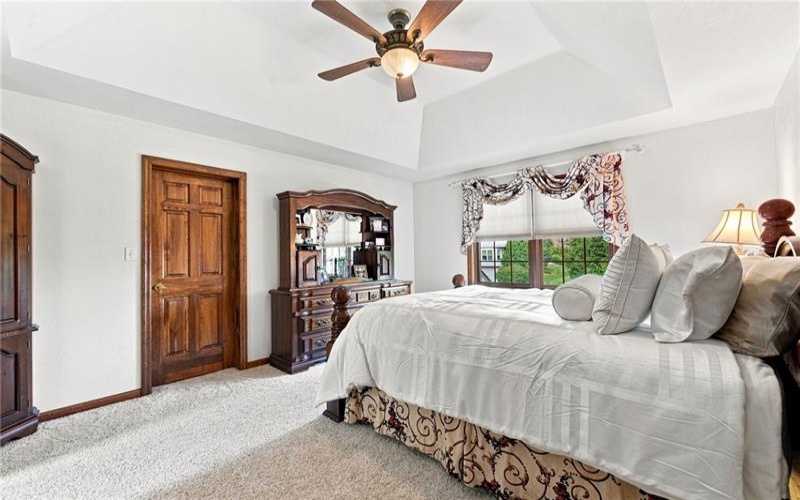 9551 DOWNING PLACE, IRWIN, 15642, 4 Bedroom Bedrooms, 10 Room Rooms,3.1 BathroomBathrooms,Residential,For Sale,DOWNING PLACE,1768786