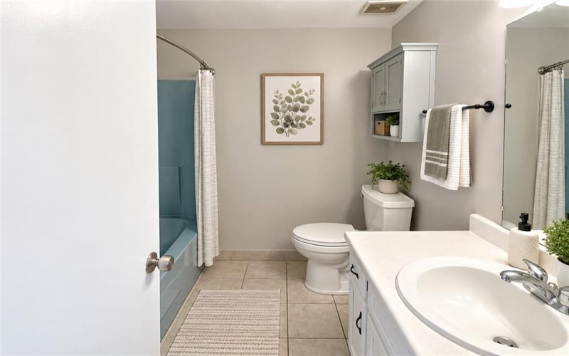 106 Kifer Road, Jeannette, 15644, 2 Bedroom Bedrooms, ,1 BathroomBathrooms,Lease,For Rent,Kifer Road,1768811