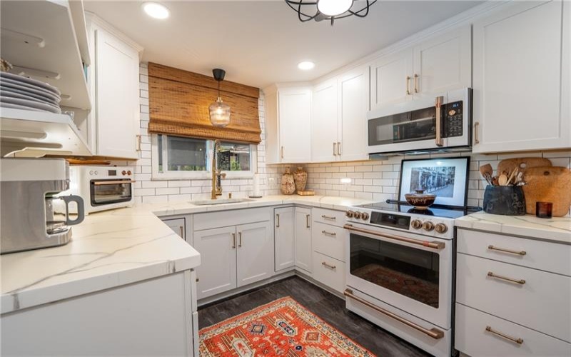 214 Main Street, Ligonier, 15658, 3 Bedrooms Bedrooms, 11 Rooms Rooms,2.1 BathroomsBathrooms,Residential,For Sale,Main Street,1768824