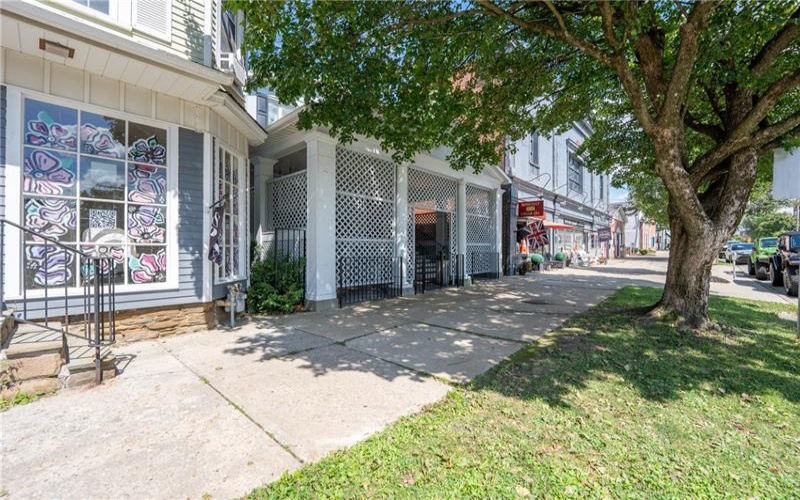 214 Main Street, Ligonier, 15658, 3 Bedrooms Bedrooms, 11 Rooms Rooms,2.1 BathroomsBathrooms,Residential,For Sale,Main Street,1768824