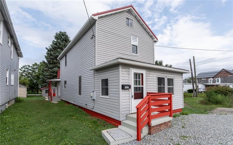 127 Braddock Rd, Mount Pleasant, 15666, 2 Bedroom Bedrooms, ,1.1 BathroomBathrooms,Residential,For Sale,Braddock Rd,1768875