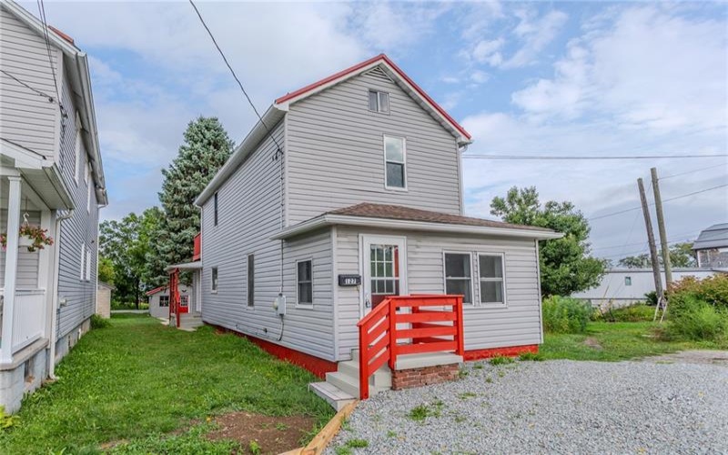 127 Braddock Rd, Mount Pleasant, 15666, 2 Bedroom Bedrooms, ,1.1 BathroomBathrooms,Residential,For Sale,Braddock Rd,1768875