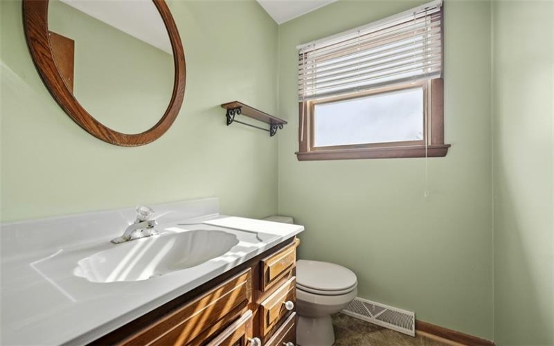 126 Carmella Drive, Irwin, 15642, 4 Bedrooms Bedrooms, ,2.1 BathroomsBathrooms,Residential,For Sale,Carmella Drive,1766802