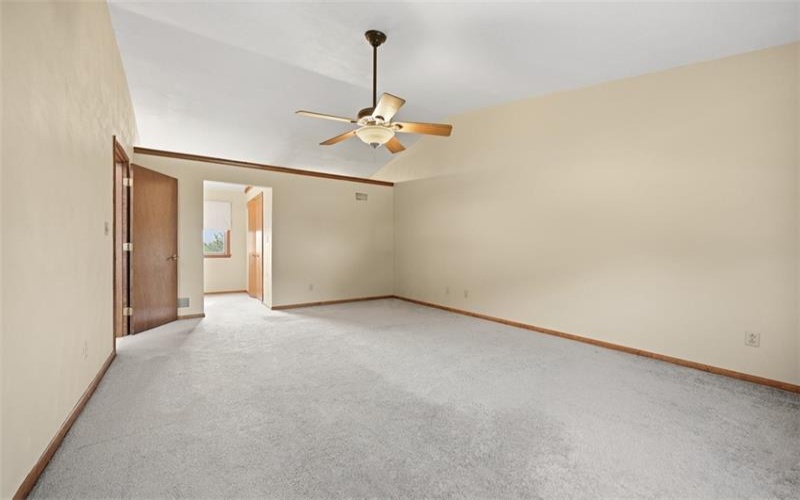 126 Carmella Drive, Irwin, 15642, 4 Bedrooms Bedrooms, ,2.1 BathroomsBathrooms,Residential,For Sale,Carmella Drive,1766802