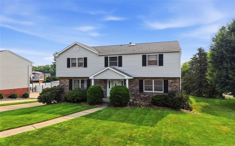 126 Carmella Drive, Irwin, 15642, 4 Bedrooms Bedrooms, ,2.1 BathroomsBathrooms,Residential,For Sale,Carmella Drive,1766802