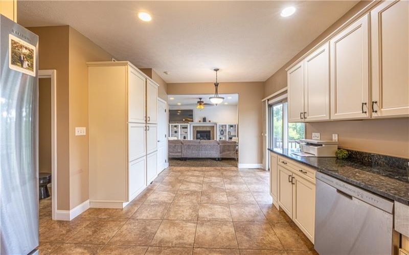 1104 Cross Creek Dr, Uniontown, 15401, 3 Bedrooms Bedrooms, ,2.1 BathroomsBathrooms,Residential,For Sale,Cross Creek Dr,1768848