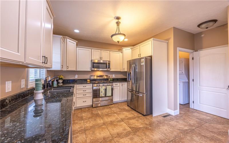 1104 Cross Creek Dr, Uniontown, 15401, 3 Bedrooms Bedrooms, ,2.1 BathroomsBathrooms,Residential,For Sale,Cross Creek Dr,1768848