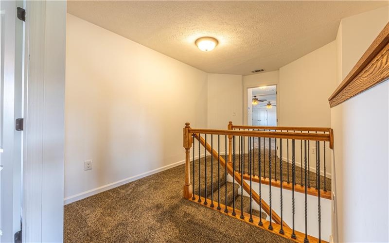 1104 Cross Creek Dr, Uniontown, 15401, 3 Bedrooms Bedrooms, ,2.1 BathroomsBathrooms,Residential,For Sale,Cross Creek Dr,1768848