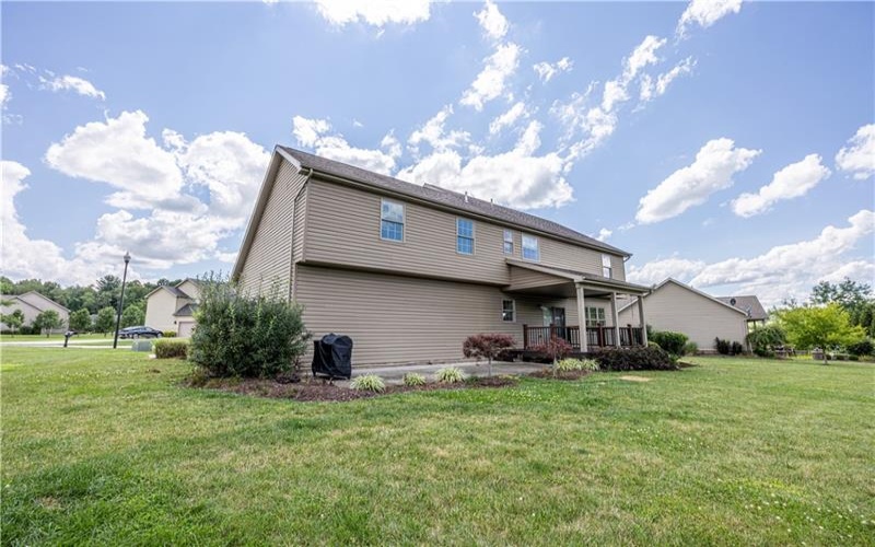 1104 Cross Creek Dr, Uniontown, 15401, 3 Bedrooms Bedrooms, ,2.1 BathroomsBathrooms,Residential,For Sale,Cross Creek Dr,1768848