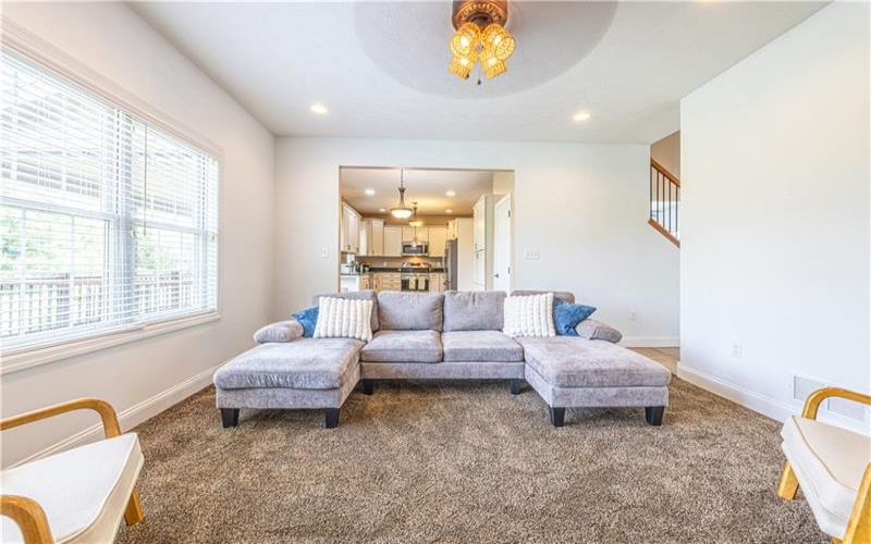 1104 Cross Creek Dr, Uniontown, 15401, 3 Bedrooms Bedrooms, ,2.1 BathroomsBathrooms,Residential,For Sale,Cross Creek Dr,1768848