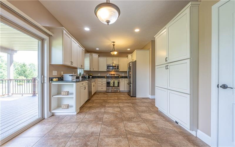 1104 Cross Creek Dr, Uniontown, 15401, 3 Bedrooms Bedrooms, ,2.1 BathroomsBathrooms,Residential,For Sale,Cross Creek Dr,1768848