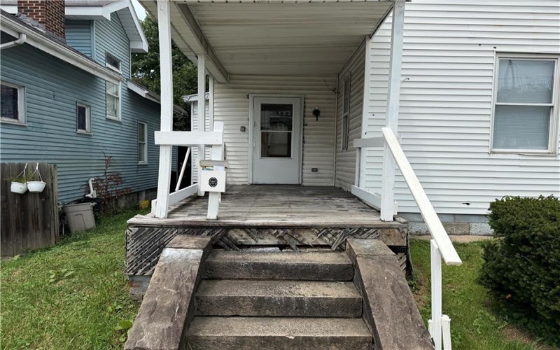 61 Cleveland Ave, Uniontown, 15401, 3 Bedrooms Bedrooms, ,1 BathroomBathrooms,Residential,For Sale,Cleveland Ave,1768883