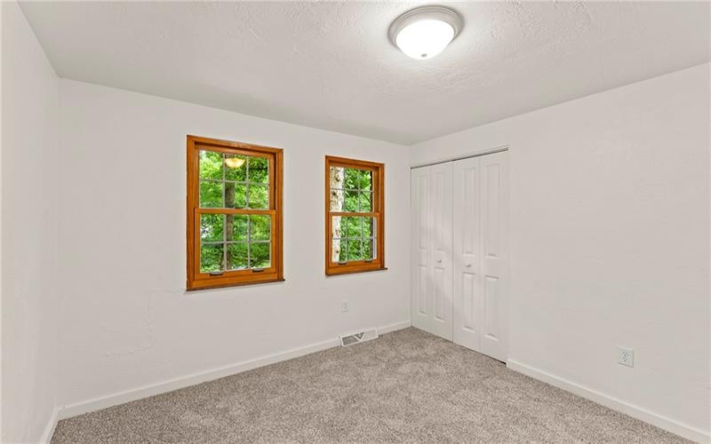 204 Fineview Dr, Canonsburg, 15317, 3 Bedrooms Bedrooms, 8 Rooms Rooms,2.1 BathroomsBathrooms,Residential,For Sale,Fineview Dr,1768891