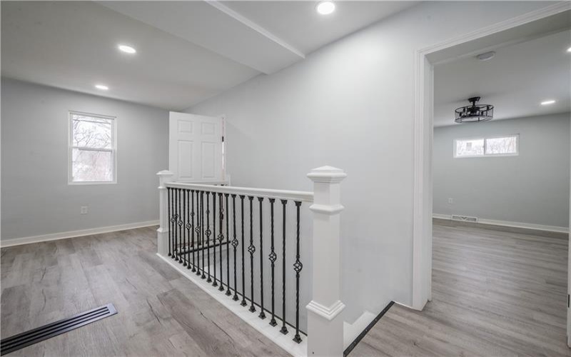 665 Allison Hollow Rd, Washington, 15301, 4 Bedrooms Bedrooms, 9 Rooms Rooms,2 BathroomsBathrooms,Residential,For Sale,Allison Hollow Rd,1744742