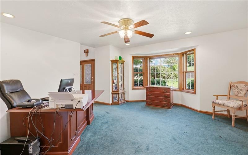 1004 Broderick Street, Berlin, 15530, 3 Bedrooms Bedrooms, ,2.1 BathroomsBathrooms,Residential,For Sale,Broderick Street,1769025