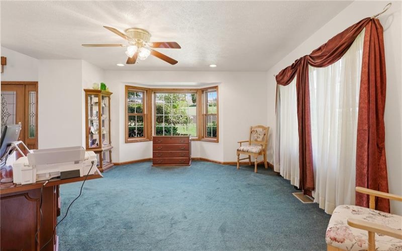 1004 Broderick Street, Berlin, 15530, 3 Bedrooms Bedrooms, ,2.1 BathroomsBathrooms,Residential,For Sale,Broderick Street,1769025