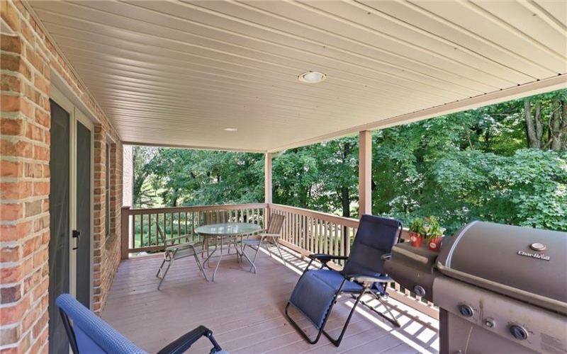 1004 Broderick Street, Berlin, 15530, 3 Bedrooms Bedrooms, ,2.1 BathroomsBathrooms,Residential,For Sale,Broderick Street,1769025