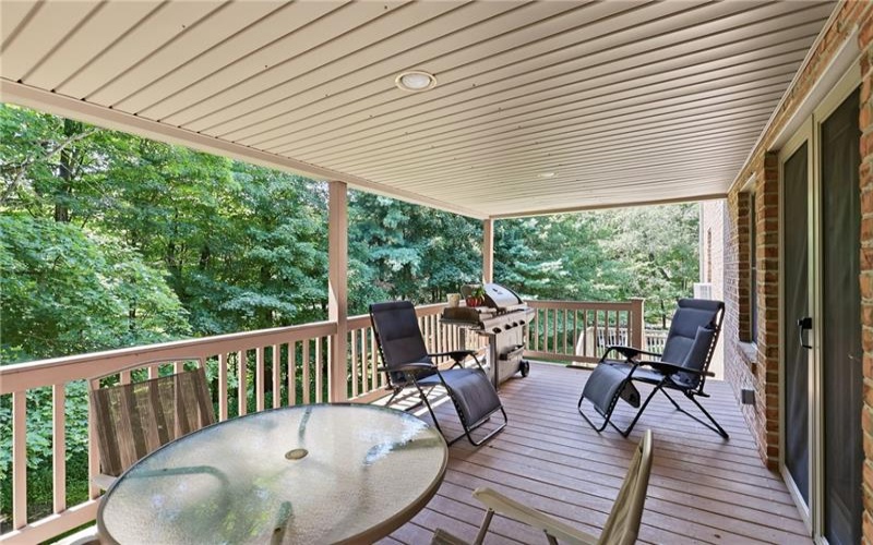 1004 Broderick Street, Berlin, 15530, 3 Bedrooms Bedrooms, ,2.1 BathroomsBathrooms,Residential,For Sale,Broderick Street,1769025