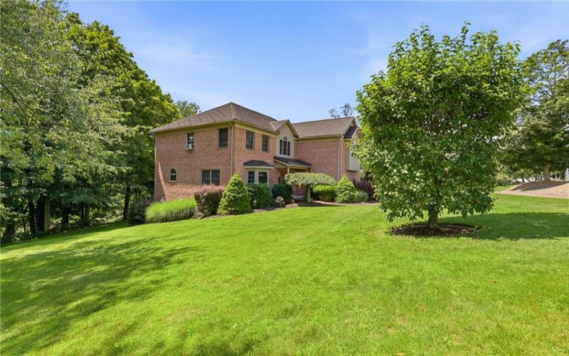 1004 Broderick Street, Berlin, 15530, 3 Bedrooms Bedrooms, ,2.1 BathroomsBathrooms,Residential,For Sale,Broderick Street,1769025