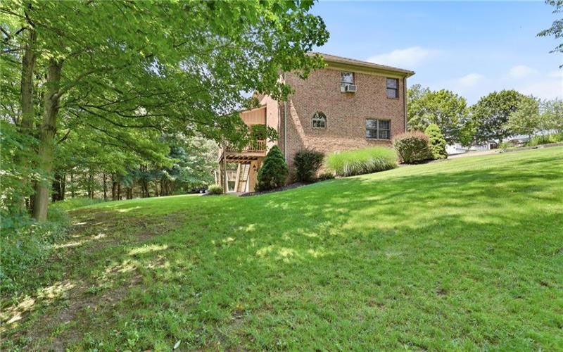 1004 Broderick Street, Berlin, 15530, 3 Bedrooms Bedrooms, ,2.1 BathroomsBathrooms,Residential,For Sale,Broderick Street,1769025