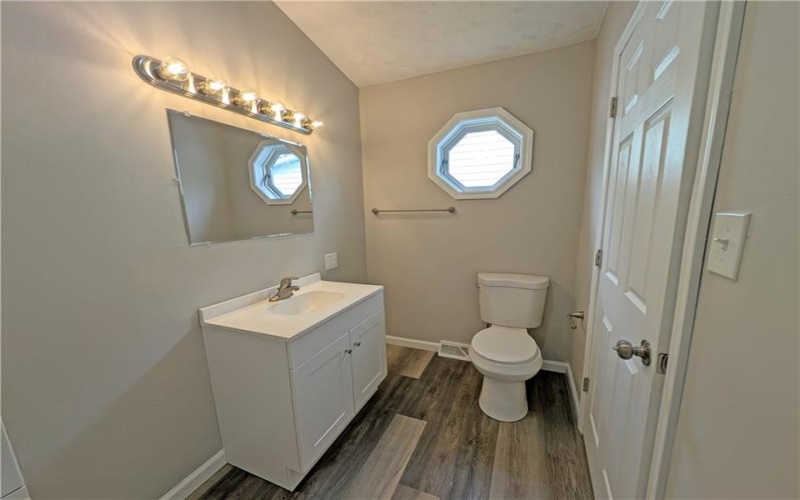 31 Augusta Ave, Bobtown, 15315, 3 Bedrooms Bedrooms, 6 Rooms Rooms,2 BathroomsBathrooms,Residential,For Sale,Augusta Ave,1769051