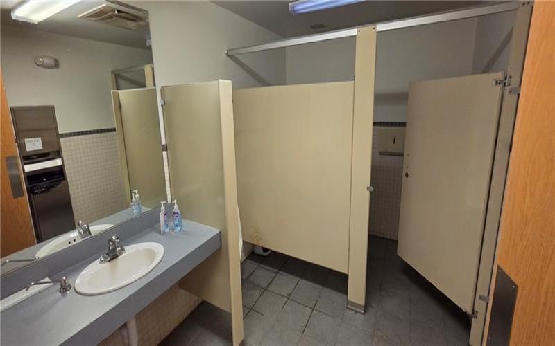 451 Aberdeen, Somerset, 15501, ,Commercial-industrial-business,For Sale,Aberdeen,1769077