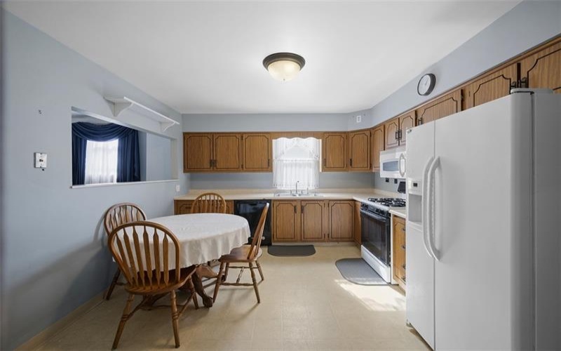 107 Cavitt ave, Trafford, 15085, 5 Bedrooms Bedrooms, ,2.1 BathroomsBathrooms,Residential,For Sale,Cavitt ave,1726293