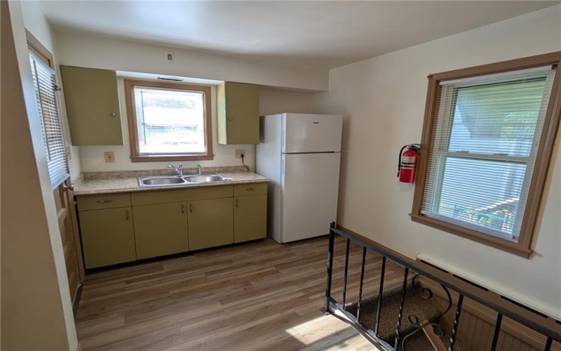 520 W Pike St, Meadowlands, 15347, 3 Bedrooms Bedrooms, 5 Rooms Rooms,1 BathroomBathrooms,Residential,For Sale,W Pike St,1749897