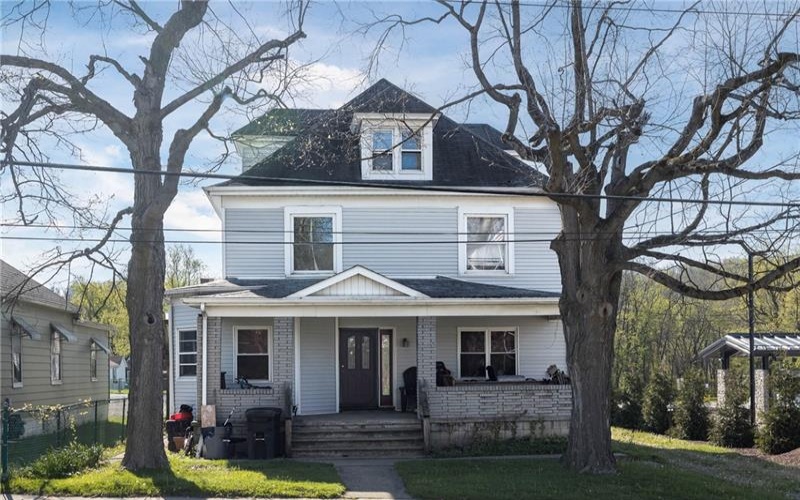 524 W Pike St, Meadowlands, 15347, ,Multi-unit,For Sale,W Pike St,1749917