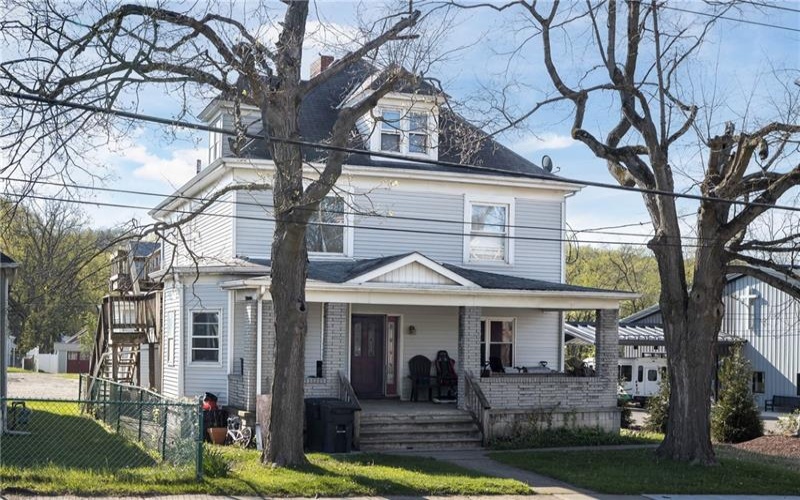 524 W Pike St, Meadowlands, 15347, ,Multi-unit,For Sale,W Pike St,1749917