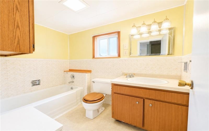416 Grant St, Richeyville, 15358, 3 Bedrooms Bedrooms, ,1.1 BathroomsBathrooms,Residential,For Sale,Grant St,1765102