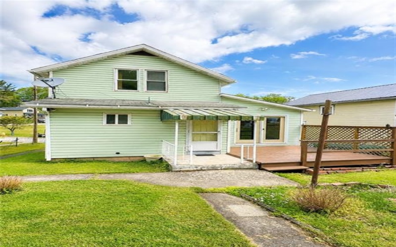 416 Grant St, Richeyville, 15358, 3 Bedrooms Bedrooms, ,1.1 BathroomsBathrooms,Residential,For Sale,Grant St,1765102