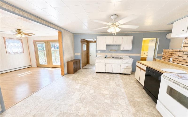 416 Grant St, Richeyville, 15358, 3 Bedrooms Bedrooms, ,1.1 BathroomsBathrooms,Residential,For Sale,Grant St,1765102