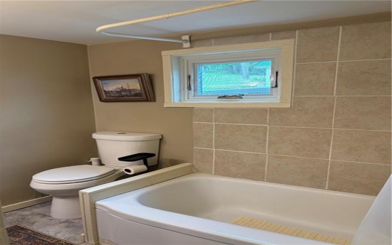332 Waynesburg Rd, Washington, 15301, 3 Bedrooms Bedrooms, 8 Rooms Rooms,1 BathroomBathrooms,Residential,For Sale,Waynesburg Rd,1766877