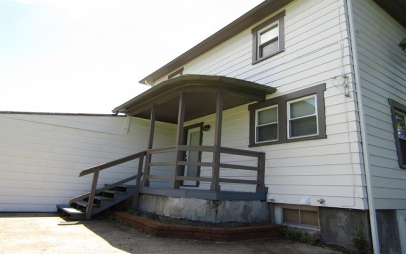 913 Locust Ave, Washington, 15301, 3 Bedrooms Bedrooms, 7 Rooms Rooms,1 BathroomBathrooms,Residential,For Sale,Locust Ave,1767107