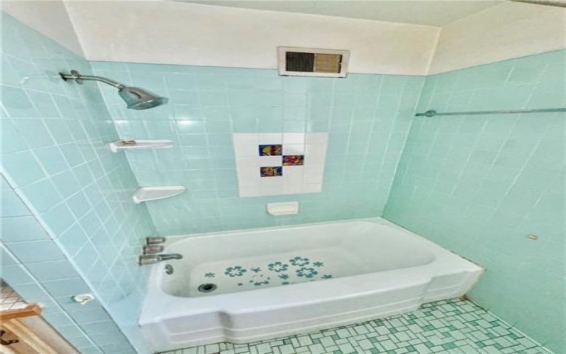 5 Suncrest Lane, Uniontown, 15401, 3 Bedrooms Bedrooms, 7 Rooms Rooms,2 BathroomsBathrooms,Residential,For Sale,Suncrest Lane,1768652