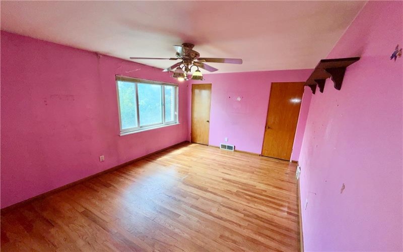 5 Suncrest Lane, Uniontown, 15401, 3 Bedrooms Bedrooms, 7 Rooms Rooms,2 BathroomsBathrooms,Residential,For Sale,Suncrest Lane,1768652