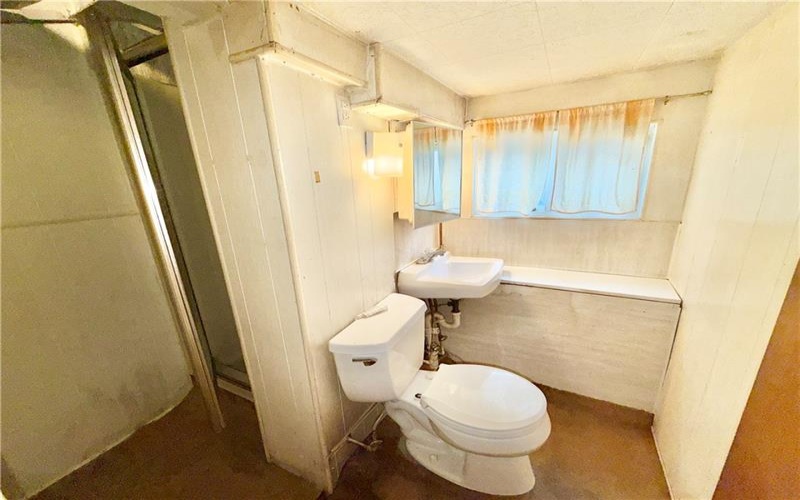 5 Suncrest Lane, Uniontown, 15401, 3 Bedrooms Bedrooms, 7 Rooms Rooms,2 BathroomsBathrooms,Residential,For Sale,Suncrest Lane,1768652