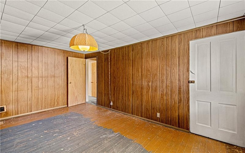 127 Poplar Street, Ellsworth, 15331, 4 Bedrooms Bedrooms, 7 Rooms Rooms,1 BathroomBathrooms,Residential,For Sale,Poplar Street,1768895