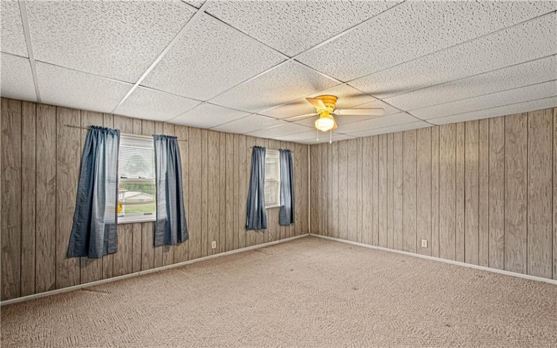 127 Poplar Street, Ellsworth, 15331, 4 Bedrooms Bedrooms, 7 Rooms Rooms,1 BathroomBathrooms,Residential,For Sale,Poplar Street,1768895