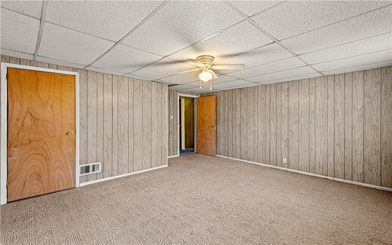 127 Poplar Street, Ellsworth, 15331, 4 Bedrooms Bedrooms, 7 Rooms Rooms,1 BathroomBathrooms,Residential,For Sale,Poplar Street,1768895