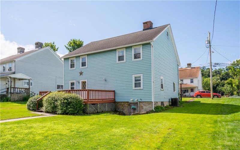 127 Poplar Street, Ellsworth, 15331, 4 Bedrooms Bedrooms, 7 Rooms Rooms,1 BathroomBathrooms,Residential,For Sale,Poplar Street,1768895