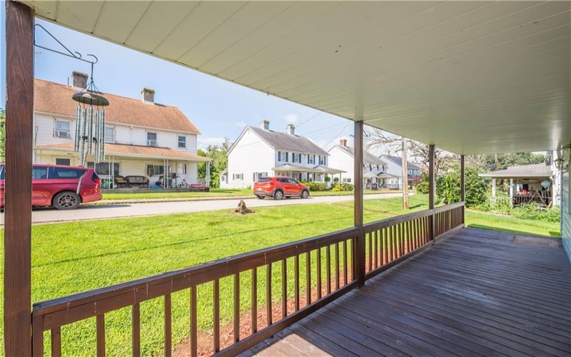 127 Poplar Street, Ellsworth, 15331, 4 Bedrooms Bedrooms, 7 Rooms Rooms,1 BathroomBathrooms,Residential,For Sale,Poplar Street,1768895