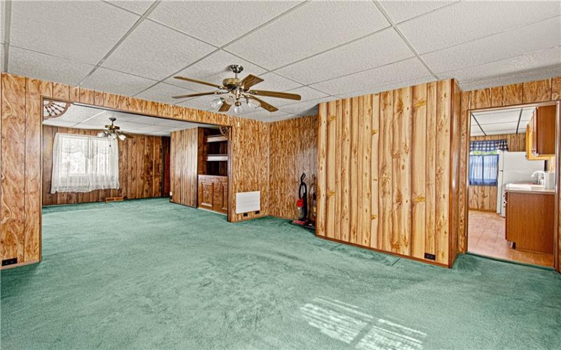 127 Poplar Street, Ellsworth, 15331, 4 Bedrooms Bedrooms, 7 Rooms Rooms,1 BathroomBathrooms,Residential,For Sale,Poplar Street,1768895
