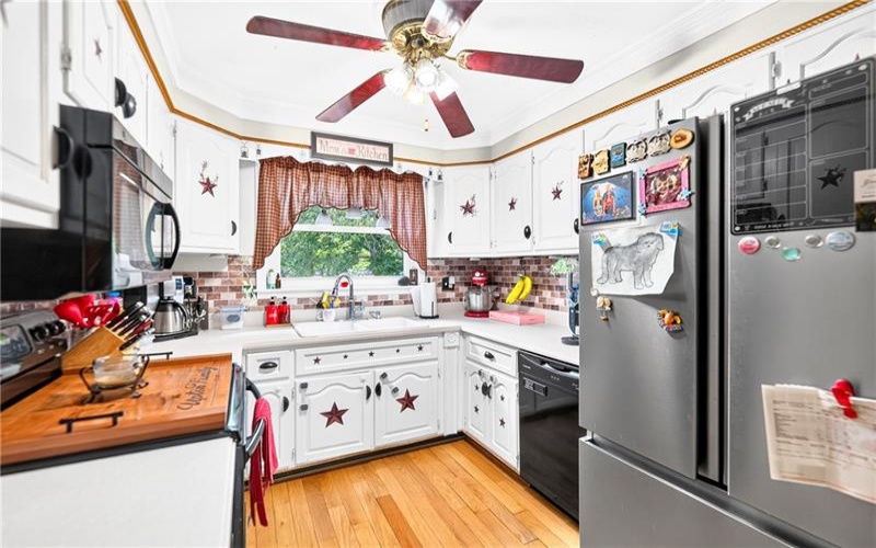 108 Gardner Ave, Lemont Furnace, 15456, 4 Bedrooms Bedrooms, 9 Rooms Rooms,2.1 BathroomsBathrooms,Residential,For Sale,Gardner Ave,1768992