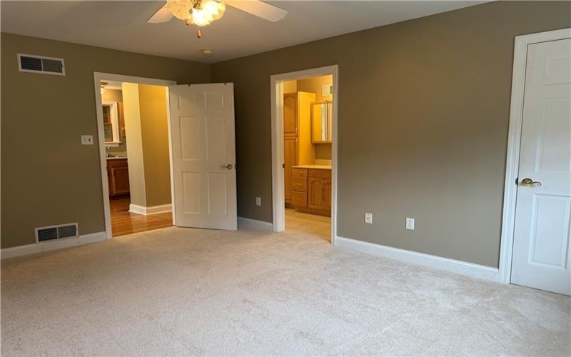 110 Sunny Dell Lane, McMurray, 15317, 2 Bedrooms Bedrooms, ,1.1 BathroomsBathrooms,Lease,For Rent,Sunny Dell Lane,1769000