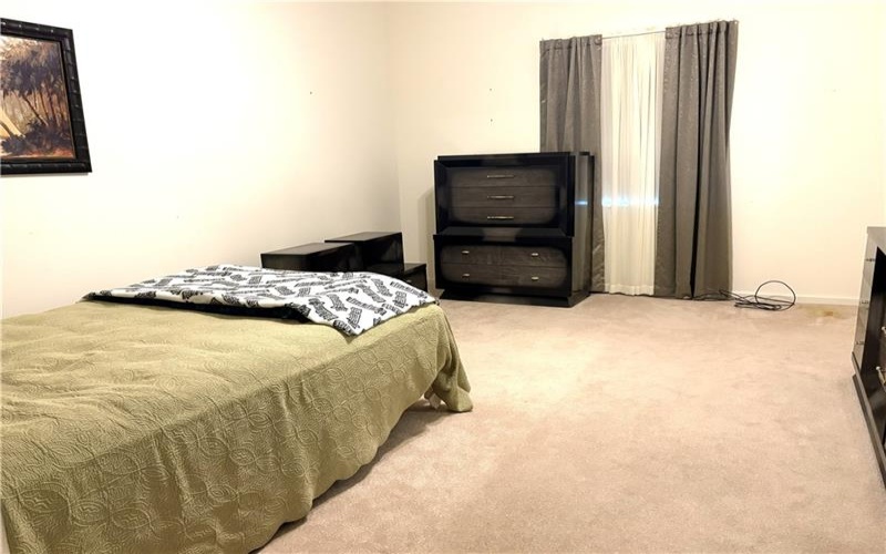 2750 Iowa Dr, Lower Burrell, 15068, 3 Bedroom Bedrooms, 7 Room Rooms,2.1 BathroomBathrooms,Residential,For Sale,Iowa Dr,1769053