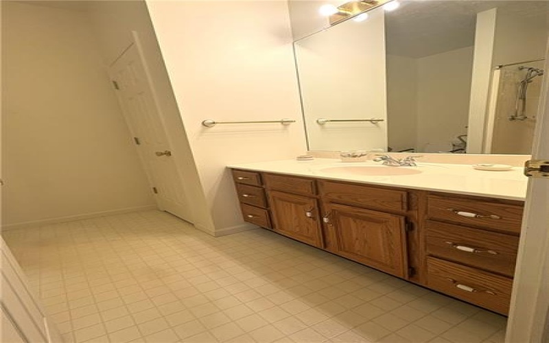 2750 Iowa Dr, Lower Burrell, 15068, 3 Bedroom Bedrooms, 7 Room Rooms,2.1 BathroomBathrooms,Residential,For Sale,Iowa Dr,1769053