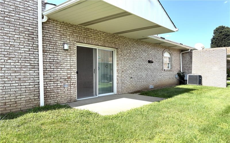 2750 Iowa Dr, Lower Burrell, 15068, 3 Bedroom Bedrooms, 7 Room Rooms,2.1 BathroomBathrooms,Residential,For Sale,Iowa Dr,1769053