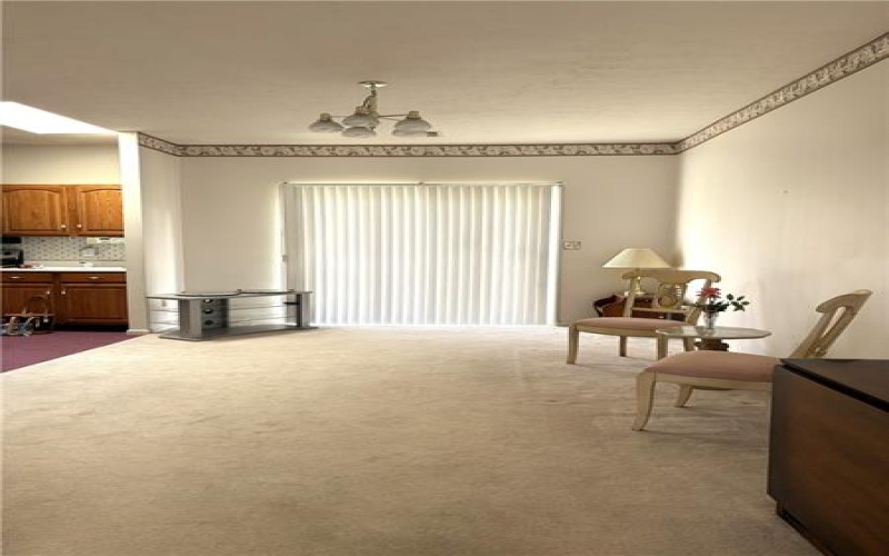 2750 Iowa Dr, Lower Burrell, 15068, 3 Bedroom Bedrooms, 7 Room Rooms,2.1 BathroomBathrooms,Residential,For Sale,Iowa Dr,1769053